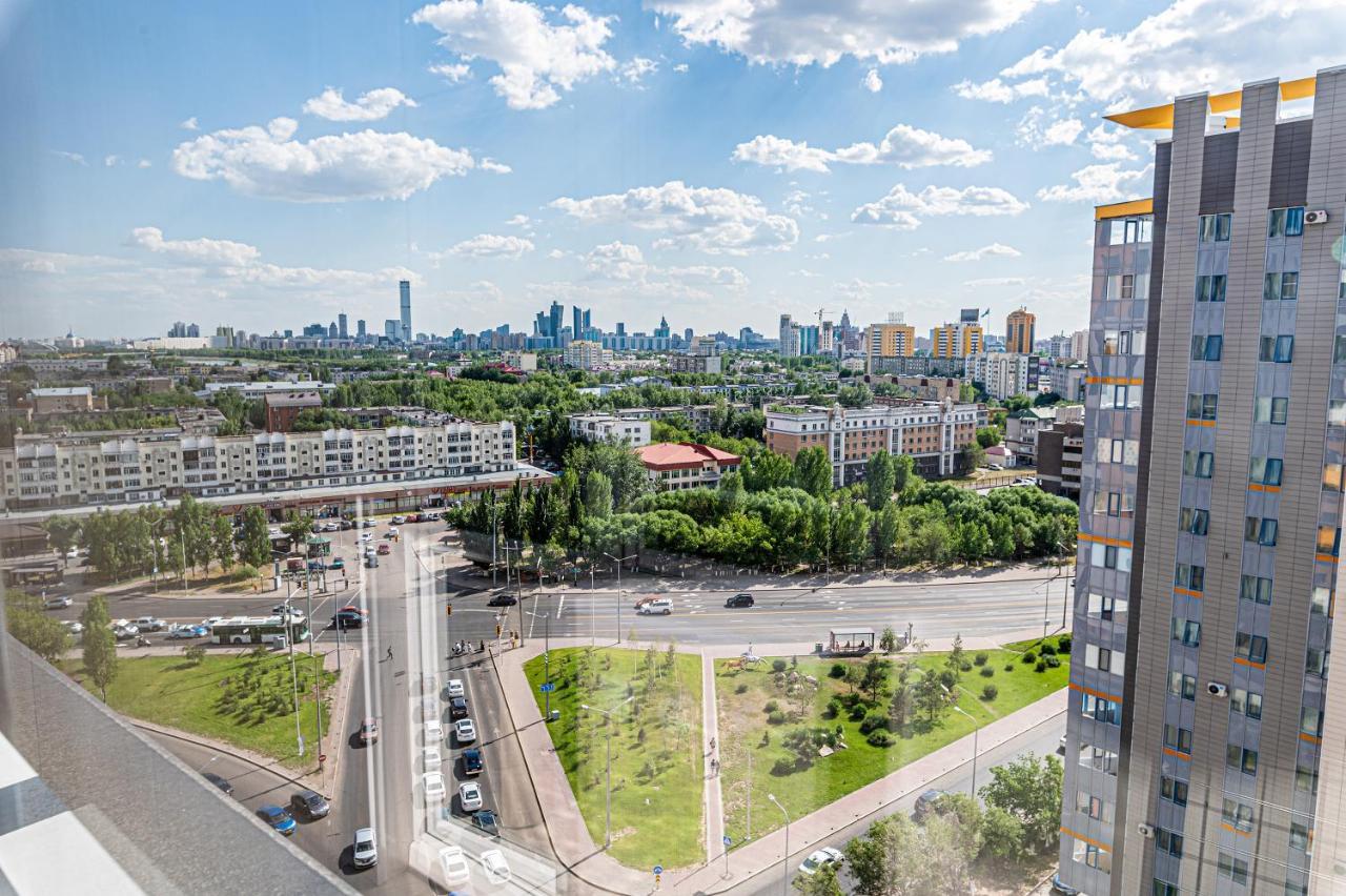 Золотой Квадрат Астаны Apartment Astana Exterior photo
