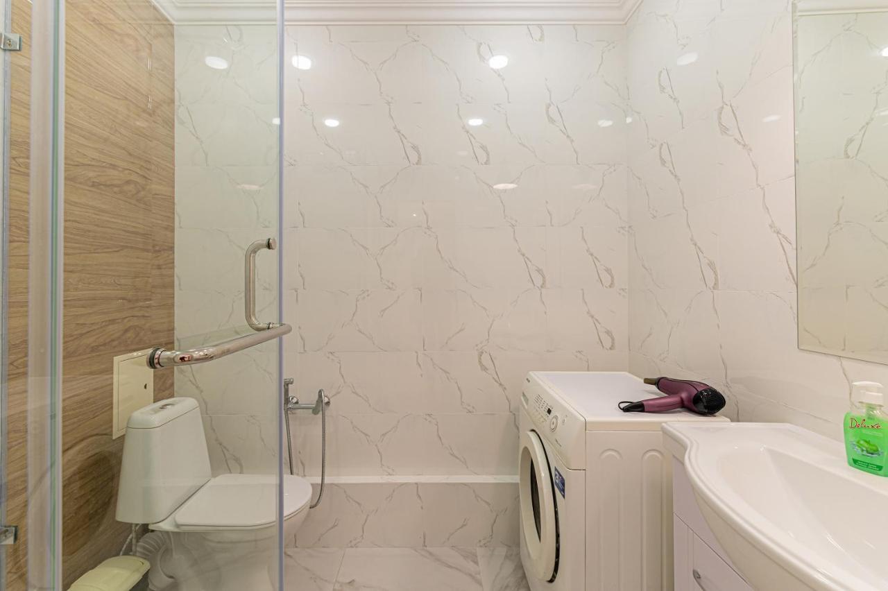 Золотой Квадрат Астаны Apartment Astana Exterior photo